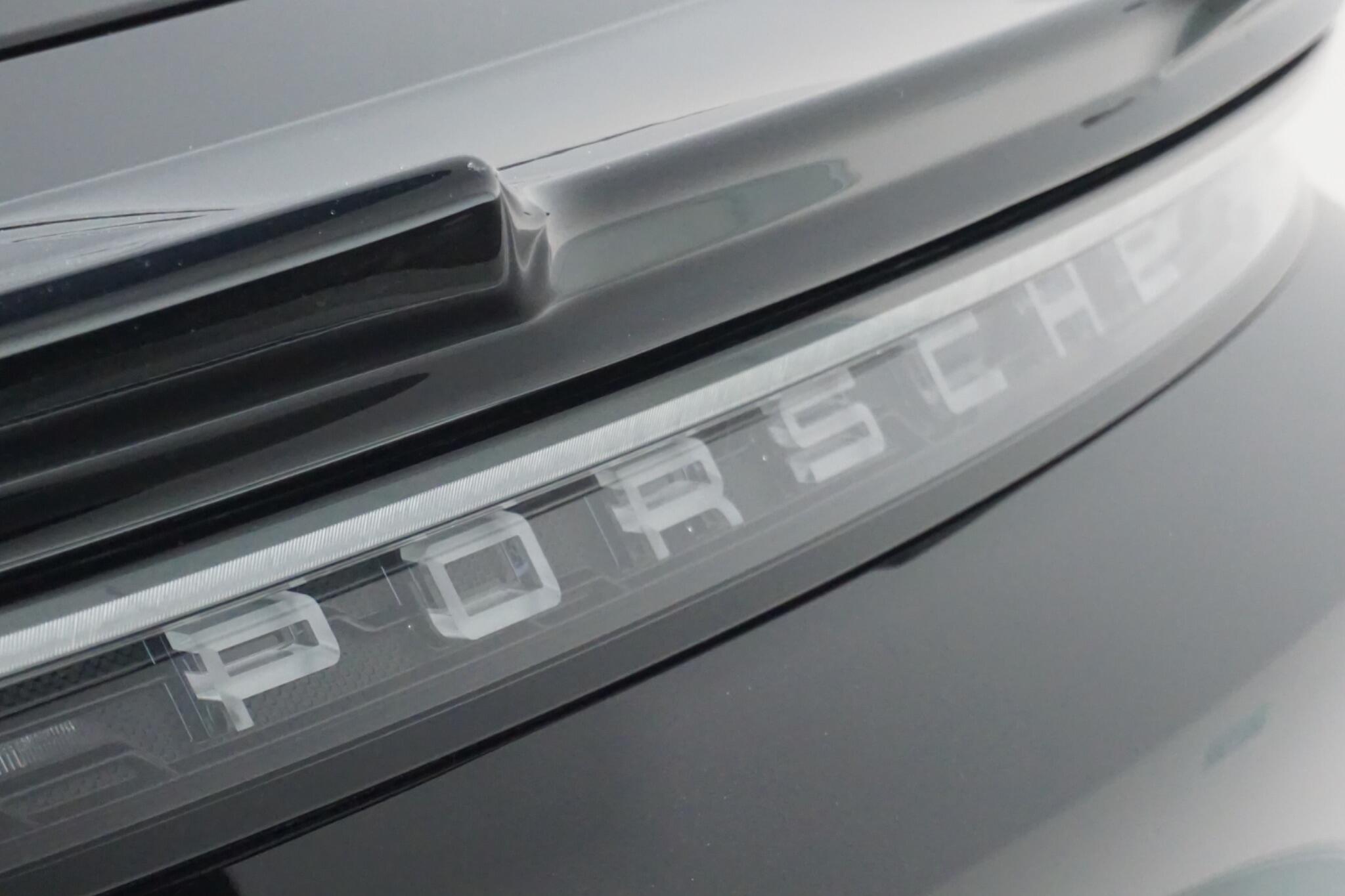 Porsche Taycan Performance Plus 93.4kWh Turbo Saloon 4dr Electric Auto 4WD (680 ps)